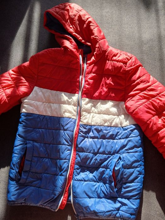 Продавам якета за момче-13-14  г