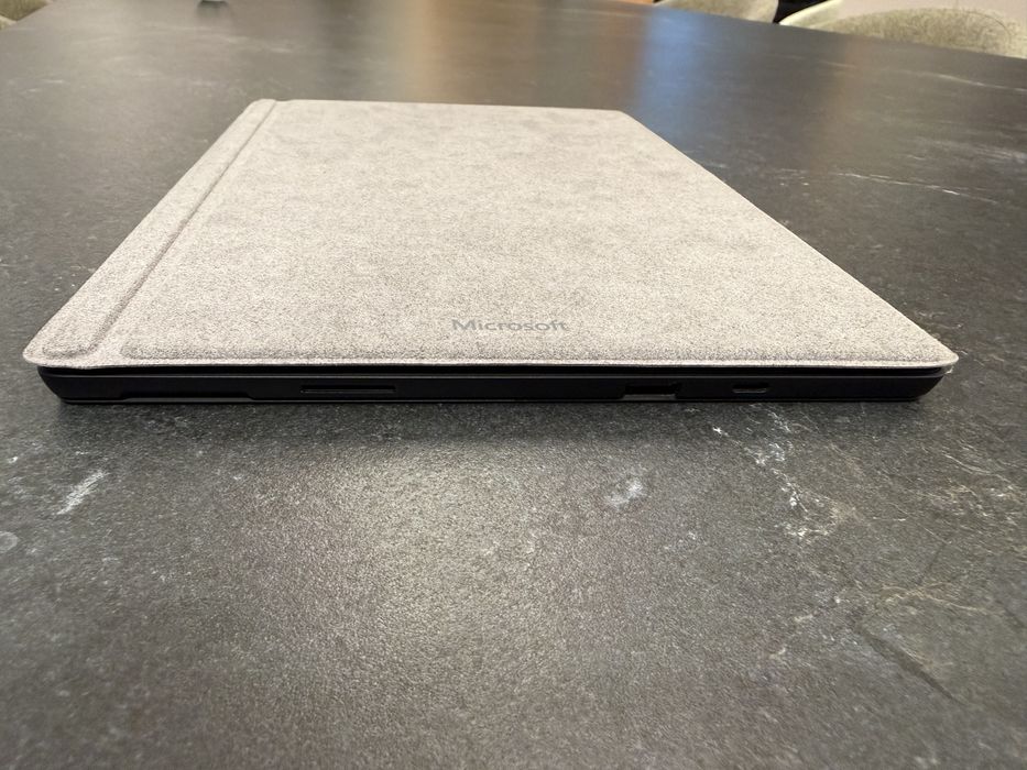 Microsoft Surface Pro 7,12.3", WQXGA+, тъчскрийн, Intel Core i5-1035G4