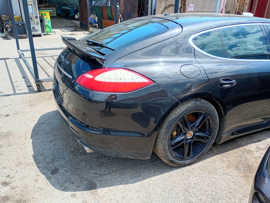 Порше панамера Би турбо 2010г 500кс 4.8