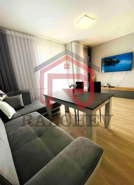 Дава се под наем Двустаен апартамент в Варна, Победа - 65 кв.м за 612 € - Снимка #1