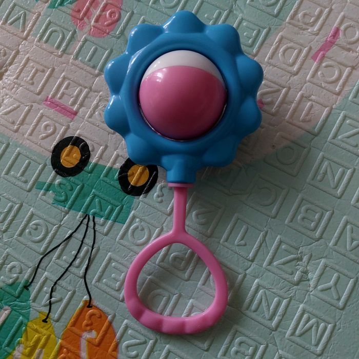 Vând diverse jucării