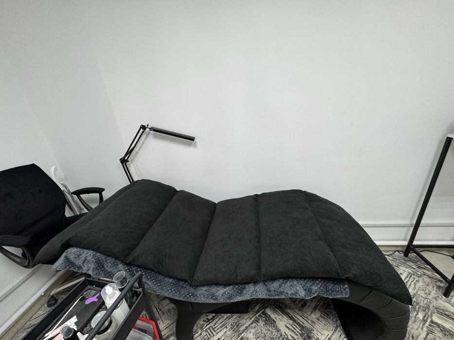 Продам кушетку для наращивания ламинирования