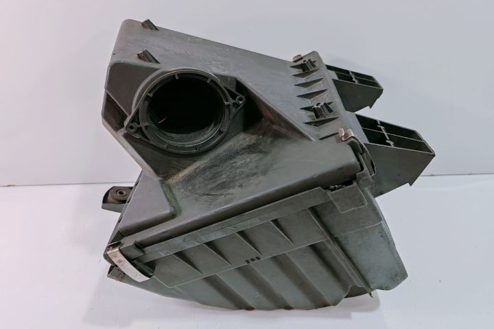 Carcasa filtru aer  8D0129607M Audi A4 B5 (facelift)
