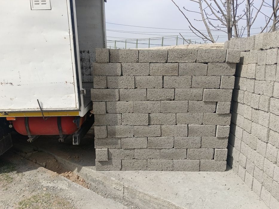 Жомбой шлакаблок