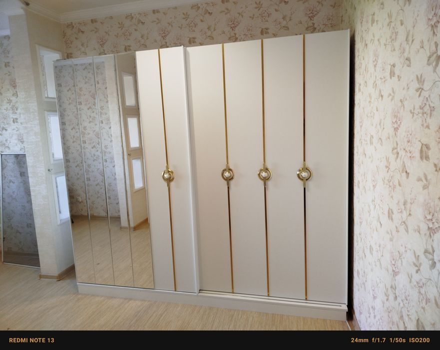 Продам шкаф вместимый