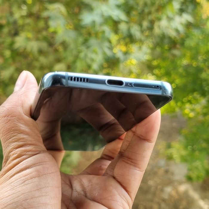 Samsung s22 5g 8/256gb