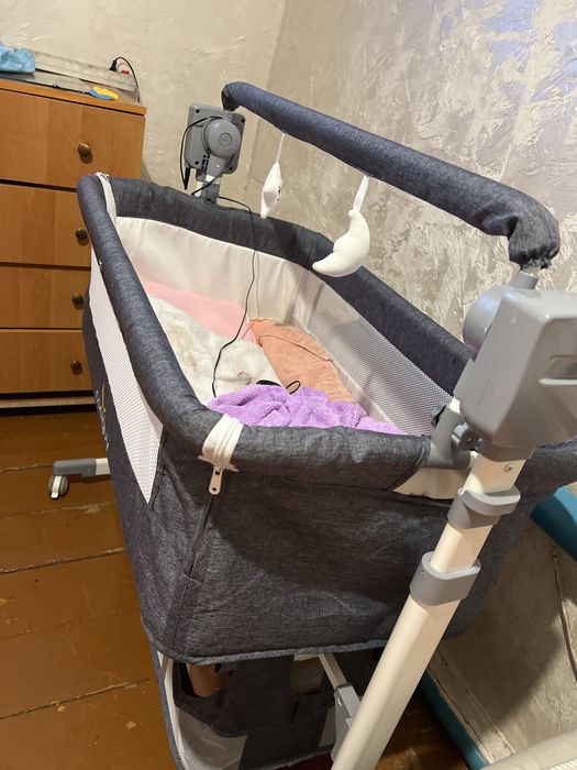 Детская кровать автоукачивание