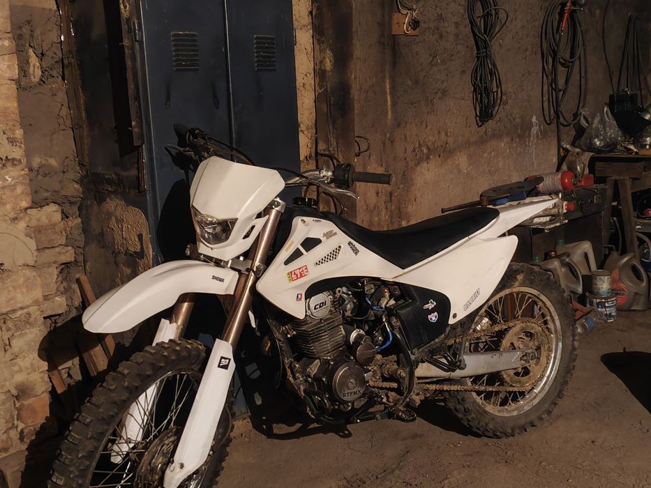 Продам эндуро 06