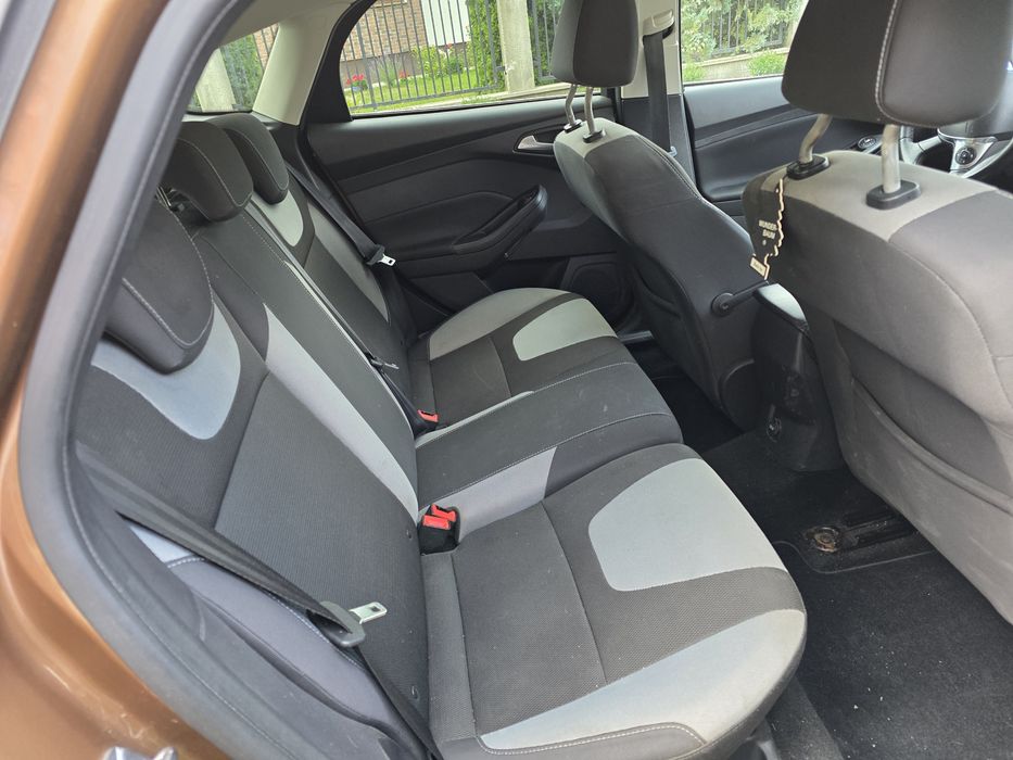FORD Focus 2012 — imagine 5