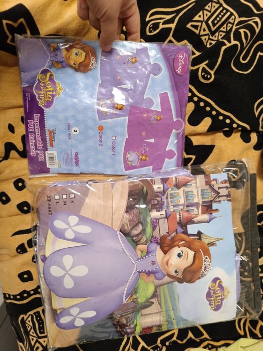 Дъждобран и рокля с тиара принцеса София първа Sofia the first