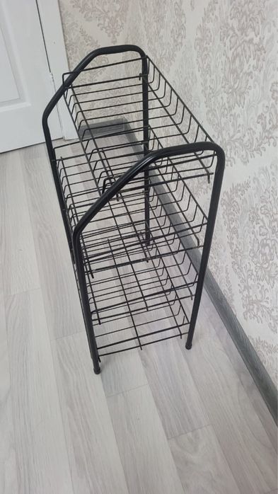 Обувница (полки для обуви)