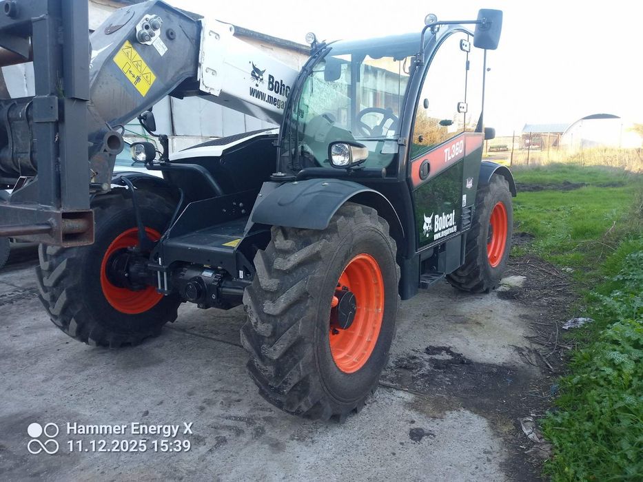 Продавам телескопичен товарач Bobcat TL 360