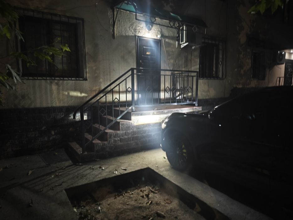 Аренда офис в Ташкенте. Сдаётся в аренду офис в центре города 1-этаж