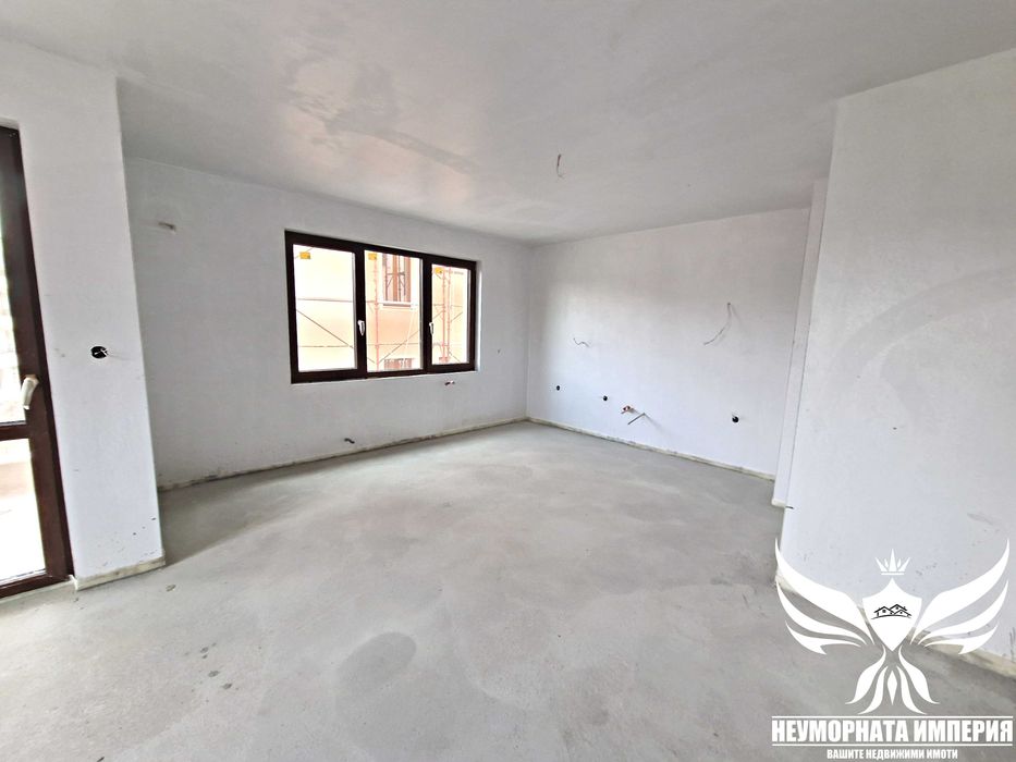 Продавам нов тристаен 91кв. ет. 2 в гр.Асеновград, кв.Стадиона