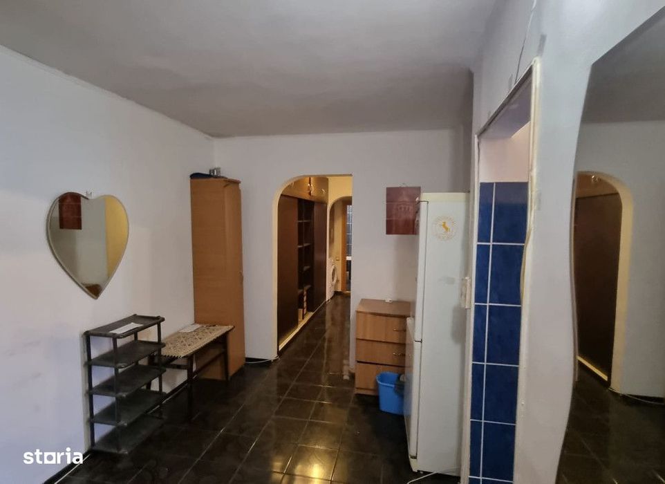 Apartament 3 camere Nicolina , 70 metri, etaj 4 Cod:163177