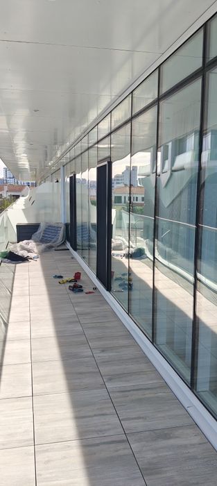 Confectionez plase plisse contra insectelor