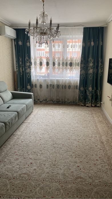 Шторы с тюлем продам