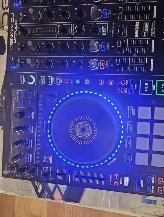 Consola Denon DJ MC7000 - controller DJ professional 4 canale, Serato