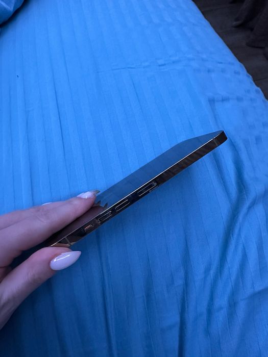 Iphone 13 PRO MAX gold