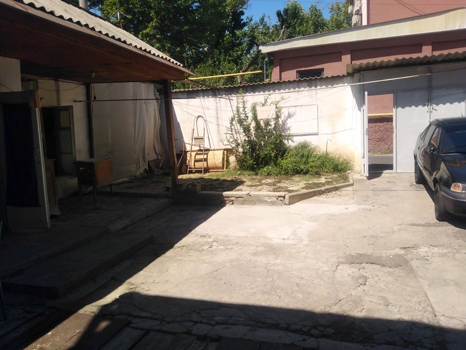 210.000у.е Юнусабад Ц 5 Катеж 2.7 соток 6 комнатные