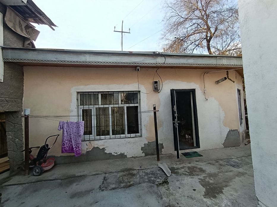 Продаётся дом в центре города, Тихий район,свет,газ,вода постоянно