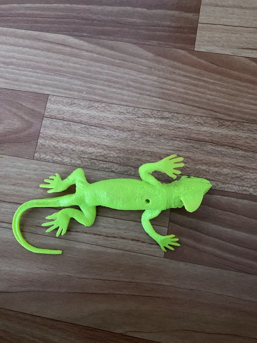 Продам игрушки , фигурки