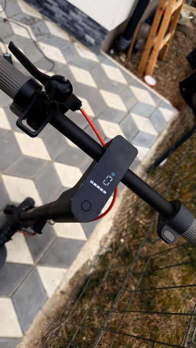 Trotineta electrica Xiaomi 5 pro , dual suspension