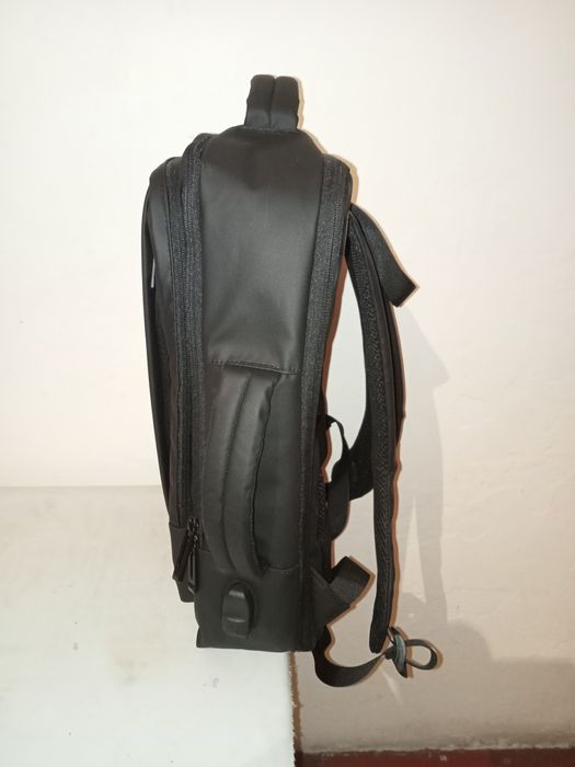 Продам   ранец  сумку   для   ноутбука