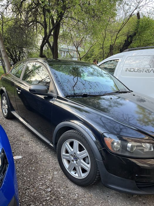 Volvo c30  2008г