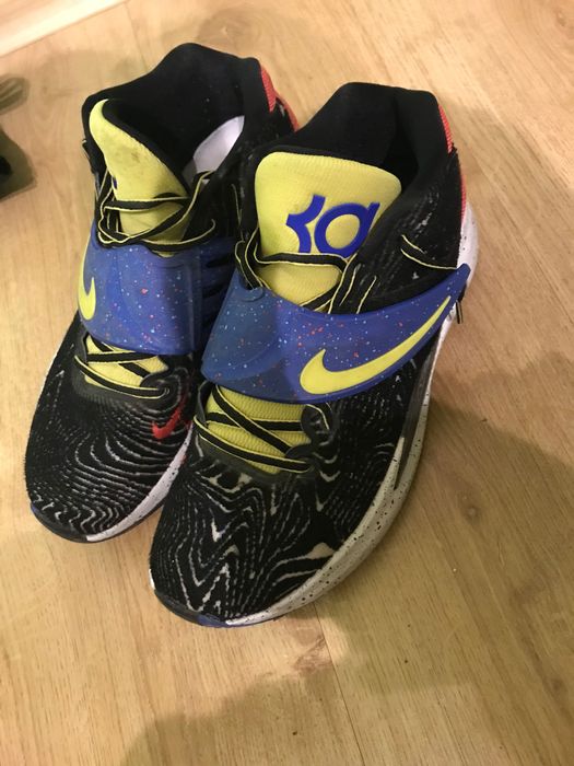 Продавам обувки Nike KD14         42 номер