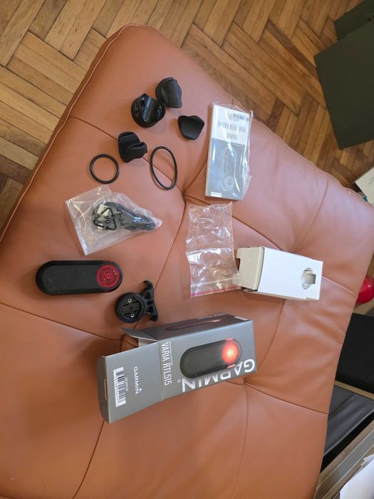 Radar lumină spate Garmin Varia RTL515 – Stare impecabilă + Suport șa