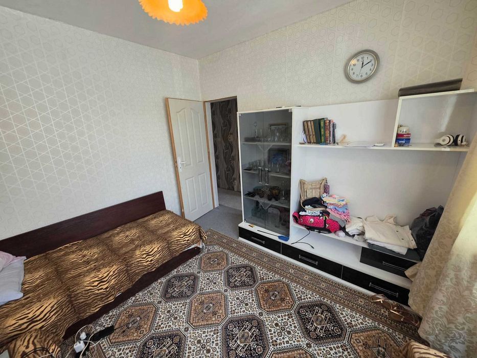 Продава се Тристаен апартамент в Търговище, Запад 2 - 82 кв.м за 1085 €/кв.м - Снимка #10