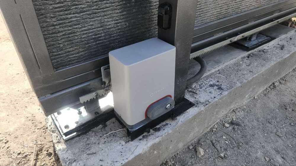 Откатные автоматические ворота. Итальянская фурнитура.