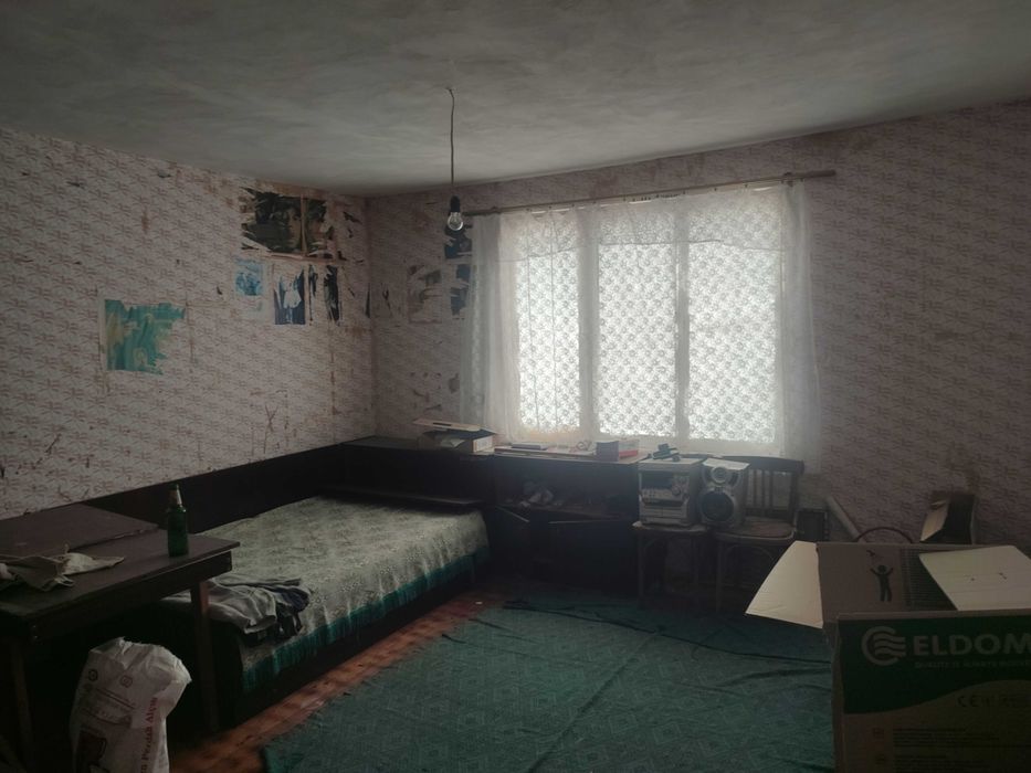 Продава се Къща в Търговище, Вилна зона - 200 кв.м за 686 €/кв.м - Снимка #16