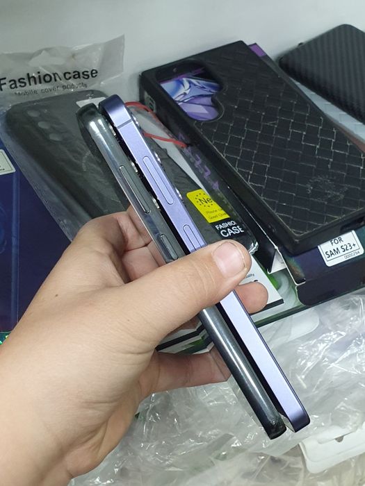 Samsung Galaxy s23  s24
Holati 10/10
12/256GB
5000
kh/A
R