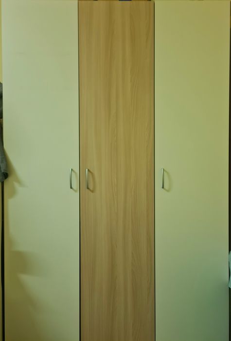 Продам шкаф состояние хорошо