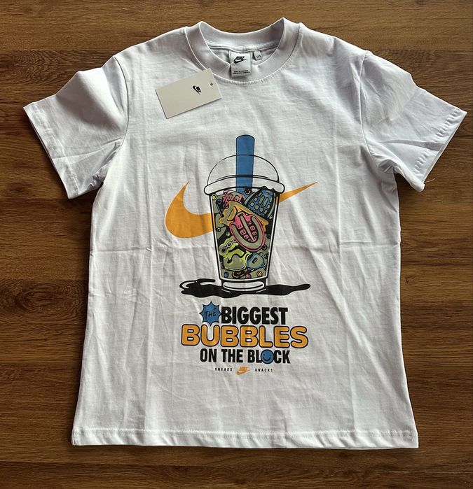 Мъжка,памучна,бяла тениска Nike BUBBLES