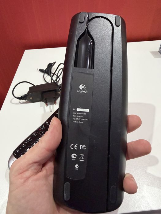 Telecomanda Universala Logitech Harmony One