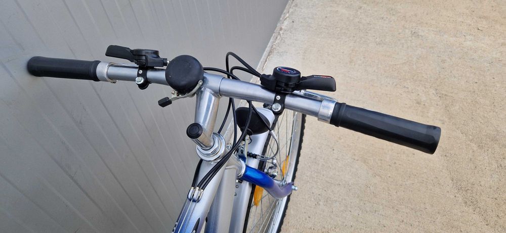 Градски велосипед CONQUEST колело 26"