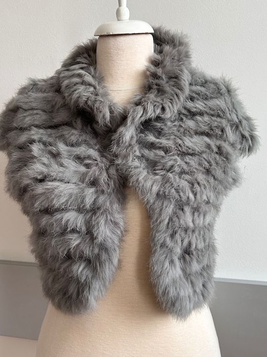 BARBARA SCHWARZER кокетен топ  от естествена мека заешка кожа