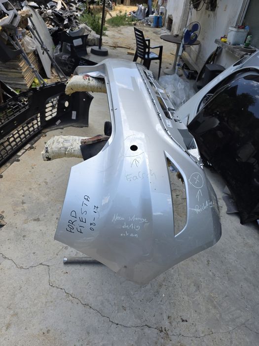 FORD  FIESTA 2014  задна броня 3бр