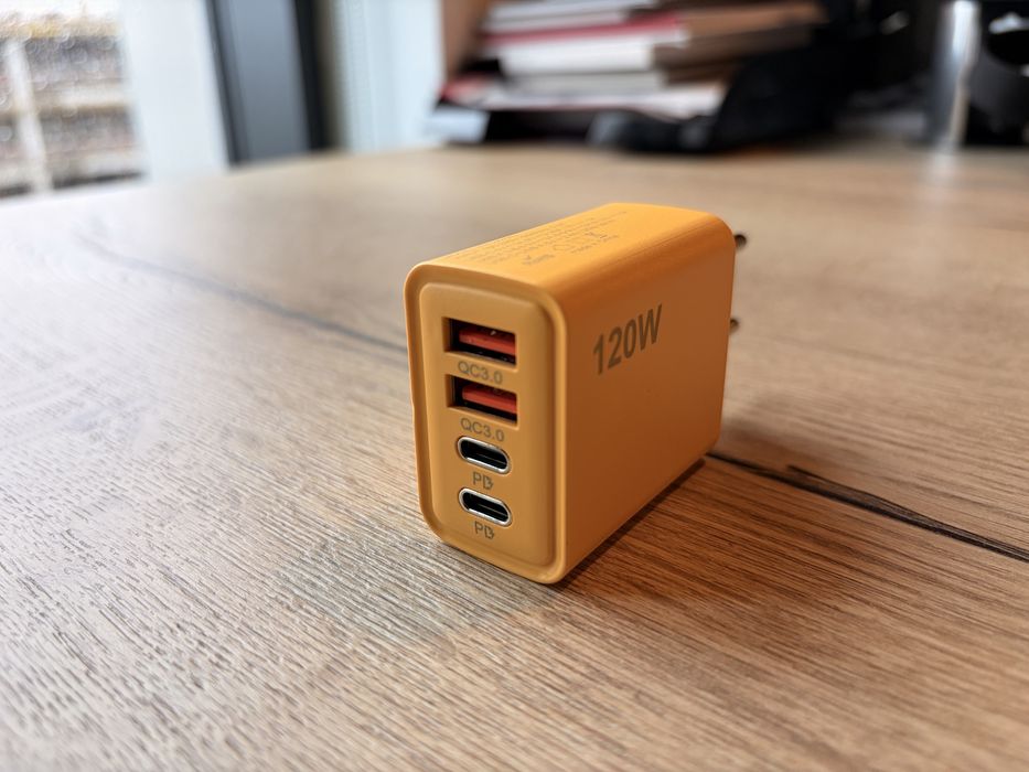Incarcator 2xUSB-C & 2xUSB-A 120W max