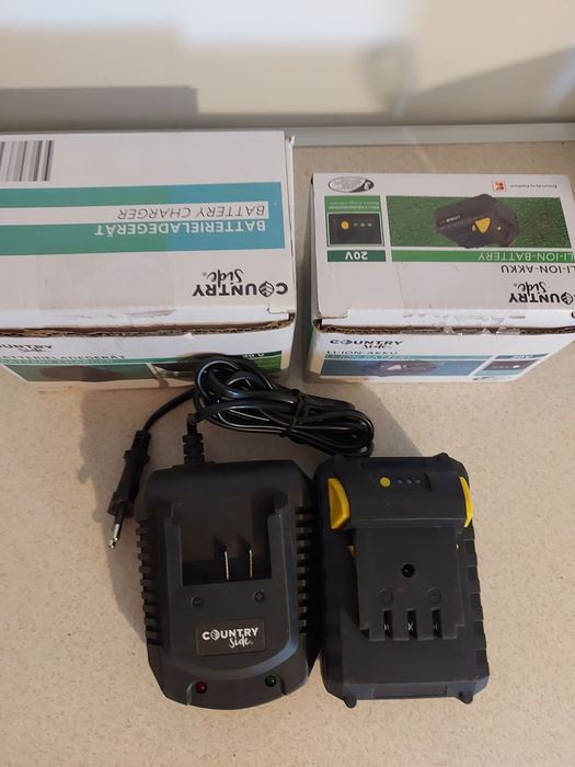 Acumulator Countryside 20V 3 A Kaufland + incarcator