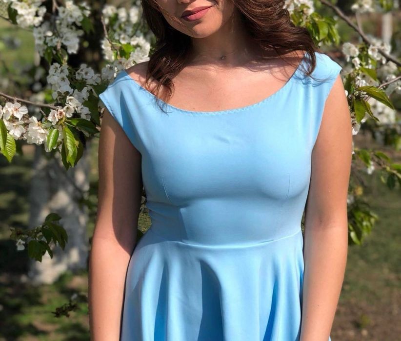 Rochie scurtă cu volane marine 36-38