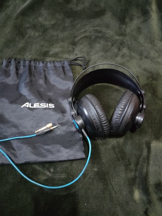 Мониторные наушники