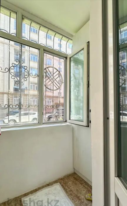 Каратал 63.  1 этаж