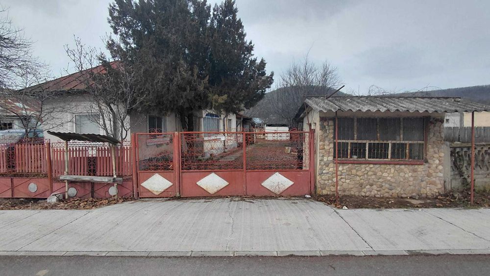 Vand teren Topoloveni