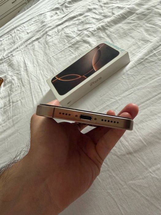 Iphone 16 pro Max desert 512gb