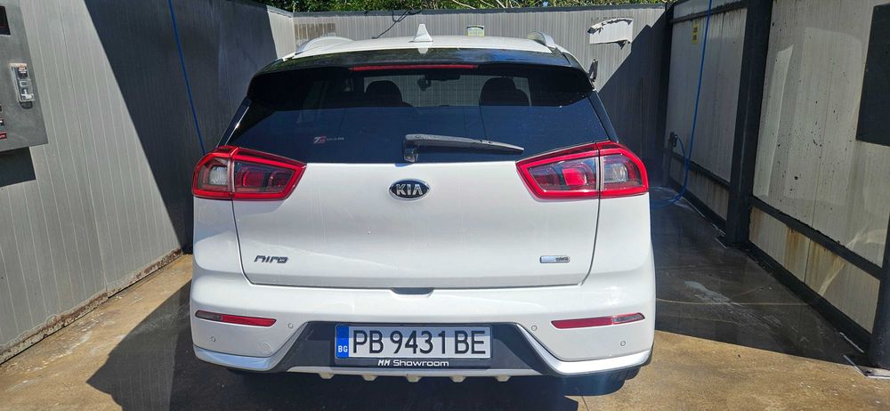 Kia Niro Hybrid Реални 127 000 км. Внос Италия. Втори собственик. Отличен хибриден автомобил с нисък разход.