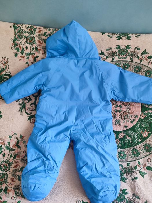 Продам комбинезоны на мальчика